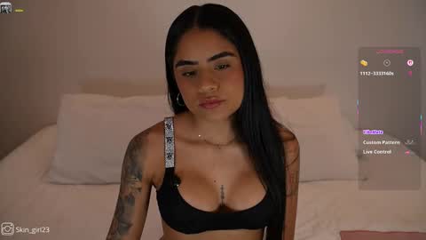 penelopesexx_ online show from 10/17/25, 09:39