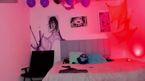 Snapshot of penelopestar_2 chatting on 10/25/25, 03:36 penelope online show from 10/25/25, 03:36