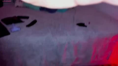 Snapshot of penelopestar_2 chatting on 11/15/25, 03:15 penelope online show from 11/15/25, 03:15