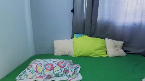 penelophe01 online show from 03/28/26, 07:02