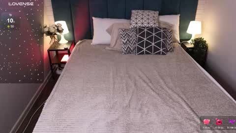 Hi  Im Peneloppa online show from 11/26/25, 10:00