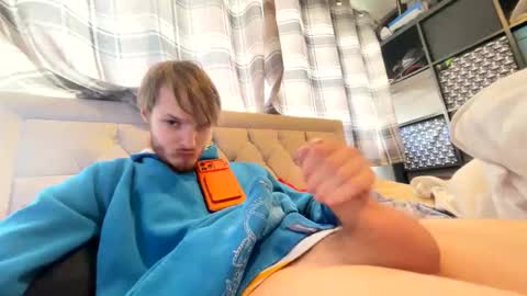 Penguin online show from 02/22/26, 03:43