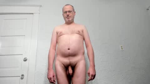 Snapshot of penis_dance chatting on 12/22/24, 02:39 Vincent Howard online show from 12/22/24, 02:39