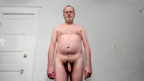 Snapshot of penis_dance chatting on 01/08/25, 02:03 Vincent Howard online show from 01/08/25, 02:03