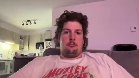 Snapshot of penisdansvulve chatting on 02/22/25, 02:50 randysavage online show from 02/22/25, 02:50