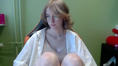 Snapshot of penny_lust chatting on 05/08/26, 06:30 Penny online show from 05/08/26, 06:30