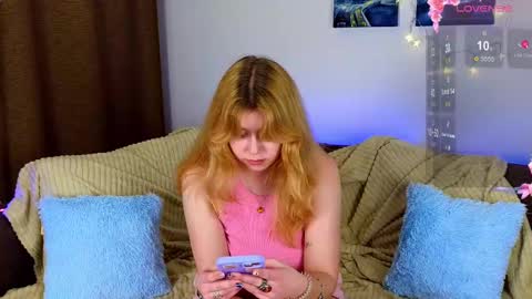 Snapshot of penny_staar chatting on 12/18/24, 09:08 Penny staar online show from 12/18/24, 09:08