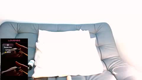   online show from 11/18/25, 02:06