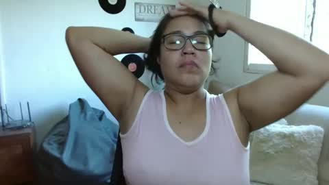 Snapshot of pepitt45 chatting on 10/03/25, 03:31 Megan online show from 10/03/25, 03:31