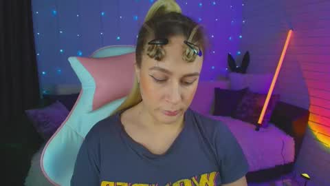 Dia  online show from 02/09/25, 11:15