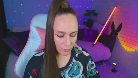 Dia  online show from 11/01/25, 11:18