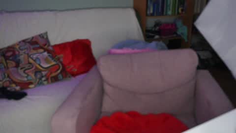 Olivia online show from 01/28/25, 01:18