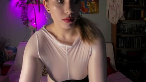 Olivia online show from 01/30/25, 06:35