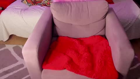 Olivia online show from 02/10/25, 04:08