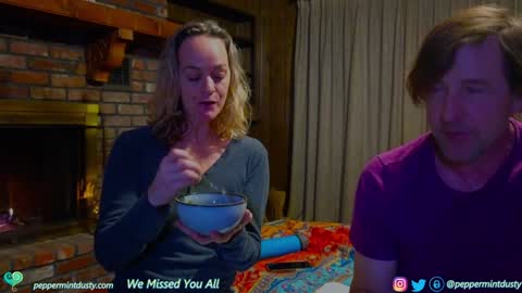 Peppermint and Dusty  online show from 03/09/25, 04:16