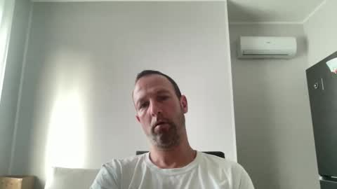 Snapshot of peppinslosqualo chatting on 05/27/26, 04:42 peppinslosqualo online show from 05/27/26, 04:42