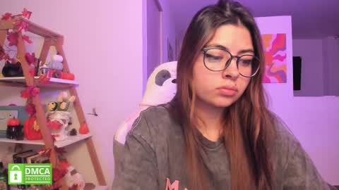 Sarah Ana Banana online show from 10/20/25, 03:29