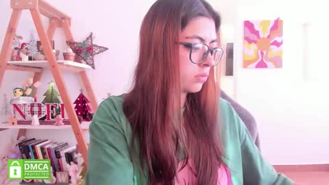 Sarah Ana Banana online show from 12/05/25, 04:58