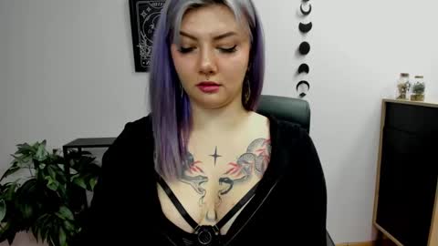 Gabbie online show from 02/04/25, 06:49