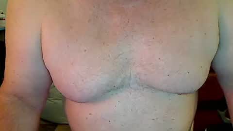 Snapshot of perfecto1957 chatting on 01/11/25, 04:14 perfecto1957 online show from 01/11/25, 04:14