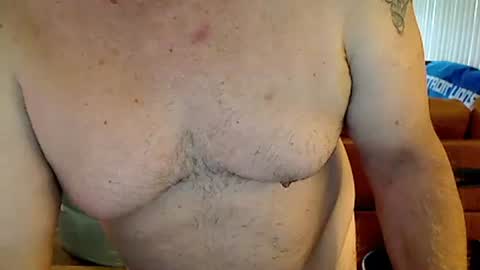 perfecto1957 online show from 02/26/26, 03:44