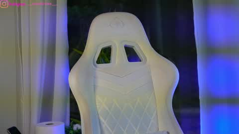 Dee online show from 01/22/25, 10:29