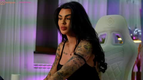 Dee online show from 02/10/26, 01:59