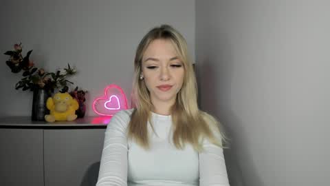 Snapshot of perfectxcindy chatting on 02/06/25, 06:29 Cindy online show from 02/06/25, 06:29