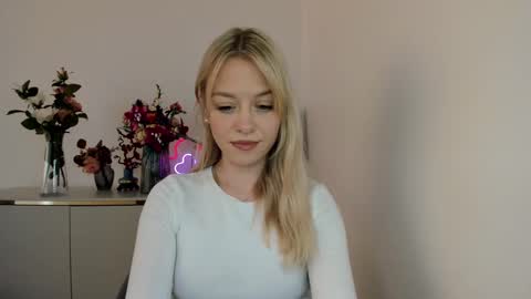 Snapshot of perfectxcindy chatting on 03/10/25, 10:15 Cindy online show from 03/10/25, 10:15