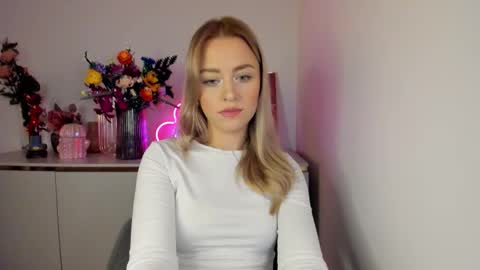 Snapshot of perfectxcindy chatting on 10/17/25, 05:54 Cindy online show from 10/17/25, 05:54