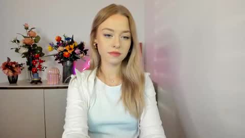 Cindy online show from 11/06/25, 06:36