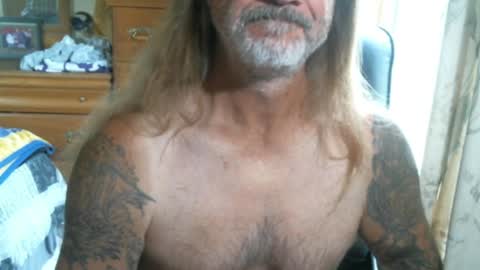 Snapshot of perkymalenipples chatting on 08/09/26, 01:49 perkymalenipples online show from 08/09/26, 01:49