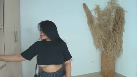 PERLA online show from 09/13/25, 07:46