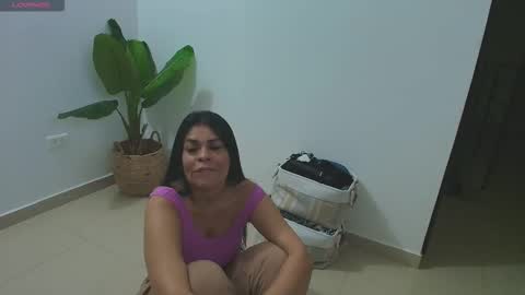 PERLA online show from 09/25/25, 11:19