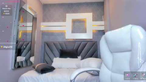 PERLA  online show from 02/27/25, 03:25