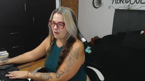 goloza online show from 11/04/25, 04:00