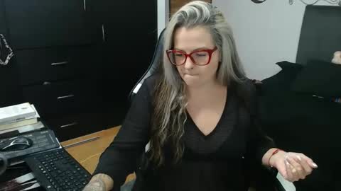 goloza online show from 11/06/25, 04:02