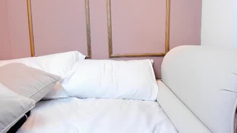 PerlaPreciosa online show from 10/28/25, 04:27