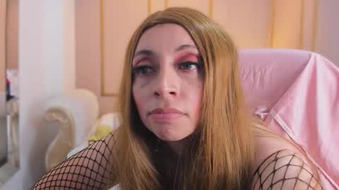 PerlaPreciosa online show from 02/15/26, 07:51