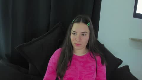 Marie online show from 12/17/24, 11:49