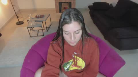 Marie online show from 01/31/25, 11:35