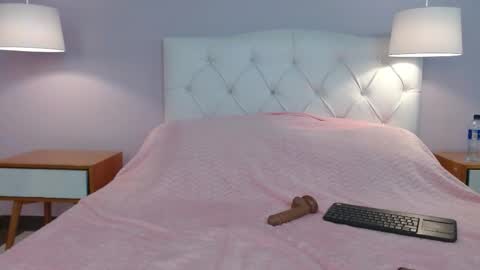 Persefone  online show from 03/16/26, 11:36