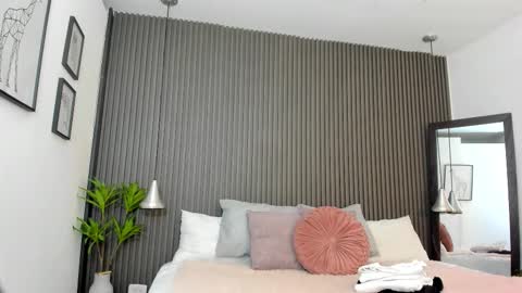 Lizza online show from 12/18/25, 11:27