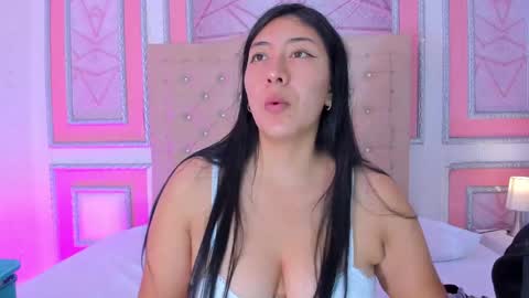Lily online show from 05/10/26, 03:23