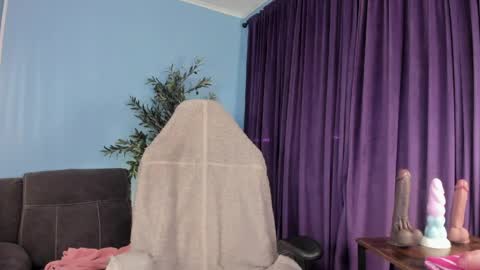 Kelly online show from 04/07/26, 12:05