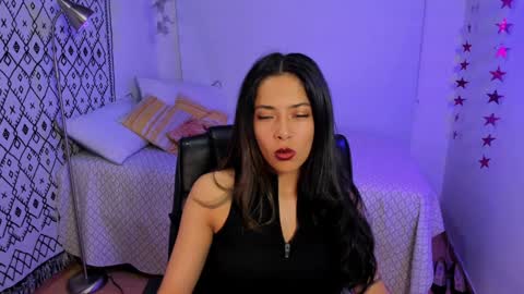 Snapshot of petalsrose_ chatting on 01/09/25, 11:34 Rose online show from 01/09/25, 11:34