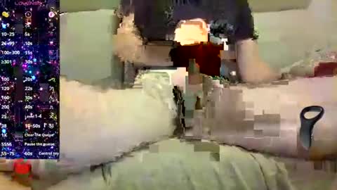 Snapshot of petardo_ chatting on 12/16/24, 09:24 Petardo online show from 12/16/24, 09:24