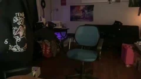 Snapshot of petehaze484617 chatting on 12/15/24, 04:18 Pete Haze online show from 12/15/24, 04:18