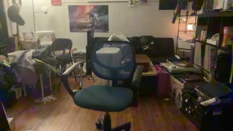 Snapshot of petehaze484617 chatting on 12/21/24, 11:56 Pete Haze online show from 12/21/24, 11:56