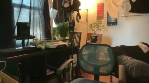 Snapshot of petehaze484617 chatting on 09/14/25, 08:52 Pete Haze online show from 09/14/25, 08:52